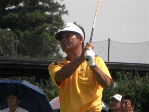 ２日間完全優勝した飯合肇（榊原温泉ＧＣ)