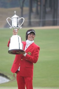 今季、石川遼は果たして何勝できるか？注目度は倍増した（２０１０年、３勝目のＶＩＳＡ太平洋マスターズでの優勝）