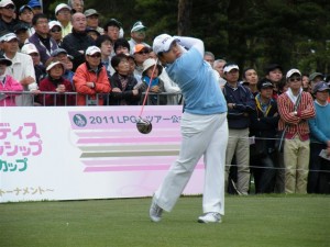 最終日、２位からの逆転優勝で上田桃子を下したアン・ソンジュ（２３＝韓国）。正確なショットと抜群の飛距離で昨年賞金女王の貫禄をみせた（茨城ＧＣ西コース）