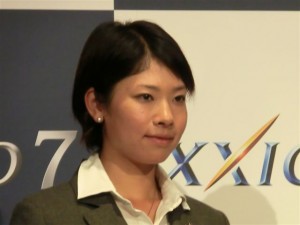 きりりとして愛らしい顔の森田理香子。ゴルフの実力発揮とともに人気選手にのし上がりそう。