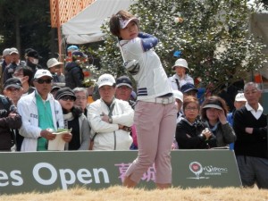 ドライバーは２７０ヤードを楽に飛ばす飛ばし屋・森田理香子