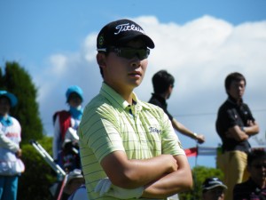 喜怒哀楽をあらわにしない川村昌弘は、２０歳とは思えない冷静なゴルフをする。