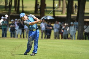 気勢の上がらない日本勢の中で最上位の４打差３位に入った藤本佳則のショット（埼玉・太平洋クラブ江南＝日本プロ日清カップ）