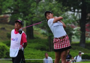 中３、１４歳のアマチュア、山口すず夏もはつらつとしたゴルフをみせて９アンダーで２位タイ通過。夢のメジャー出場がかなった。（兵庫・有馬 ロイヤルＧＣ）＝提供：いずれも日本ゴルフ協会 